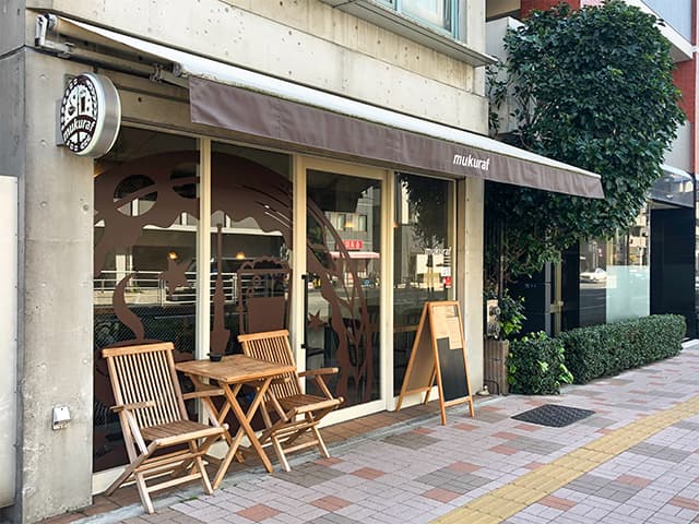 周辺に飲食店が豊富