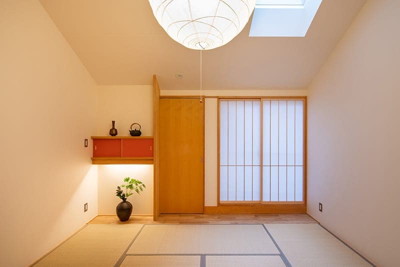 やわらかな光が入る木の家の和室
